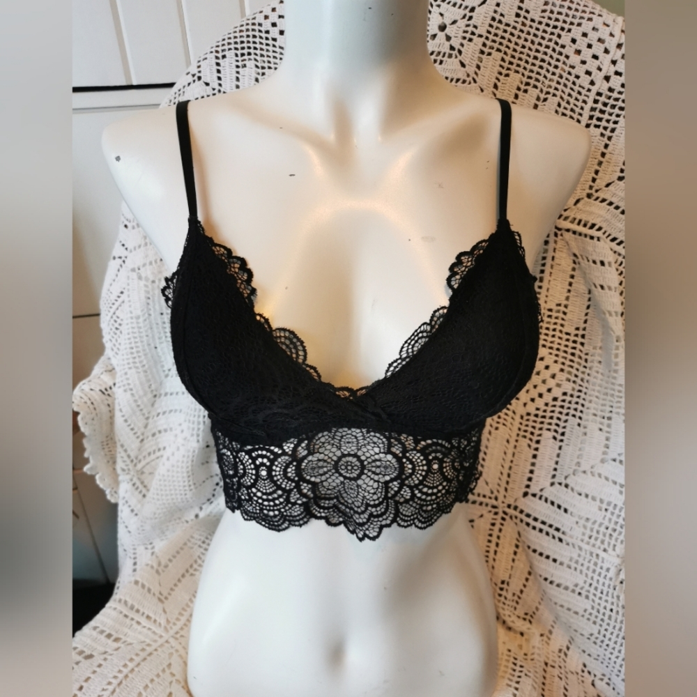 Miiyu Lace Bralette